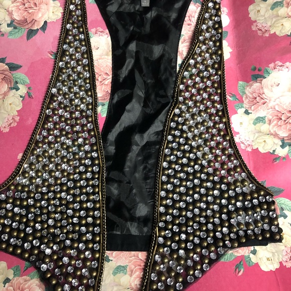 Umgee vest - Picture 2 of 8